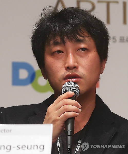 资料图片：电影《十分钟》的导演李勇胜（韩联社）