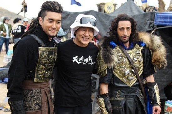 允儿李易峰王凯崔始源赵丽颖　中韩明星亲密合照