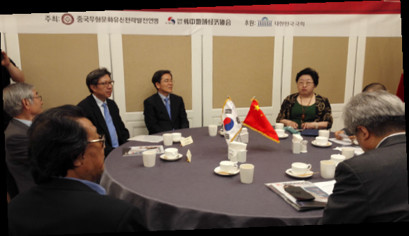 $S}O[`KDT0V9E9QUT8M[GRM