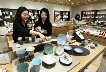 暑期韩国游 韩际新世界免税店体验时尚之旅