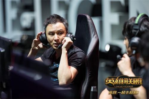 LOL五周年表演赛中韩众星云集 五周年