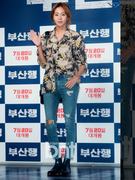 XN{Y0X{S%W)]YMT0}KQ$F3B