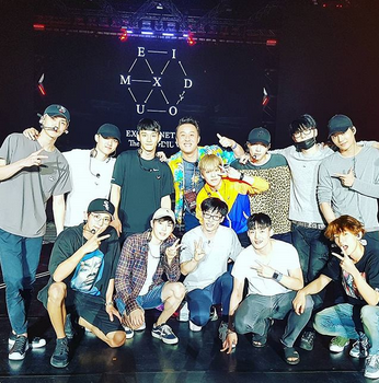 0L4D)1{~%Y[RI)AXC(($Y$3