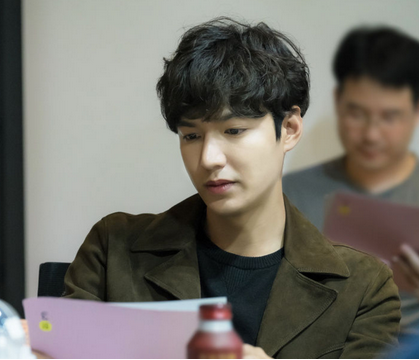 [P4({D~ASAG6}~]7IL7MD2A