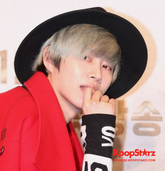 金希澈综艺《Lipstick Prince》担mc大展美男气质