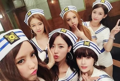 T-ara携迷你12辑《Remember》昨日回归自认年龄越大唱歌越有感情