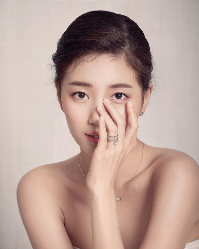 秀智最新画报公开 变身优雅的春日女神