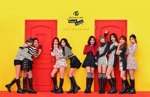 TWICE.jpg