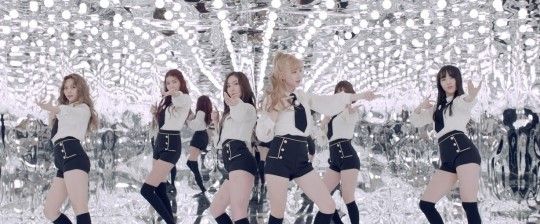 GFriend 於本日发行了迷你四辑