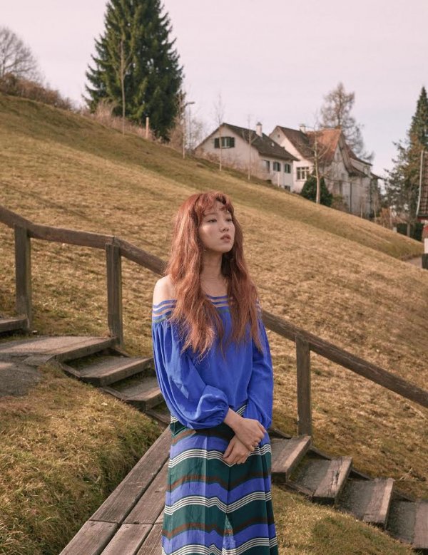 李圣经为时尚杂志《GRAZIA Korea》拍摄全新写真