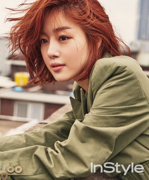 韩善伙(韩善花)为时尚杂志《InStyle》拍摄美丽画报公开