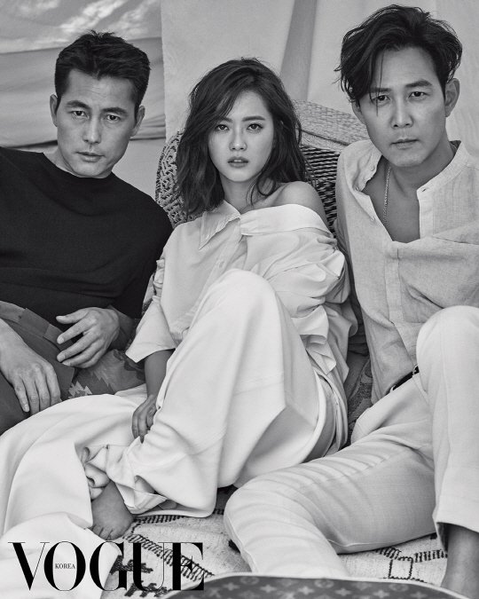 郑雨盛、李政宰、河正宇三大影帝同框为《Vogue》拍摄时尚大片