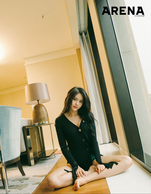 AOA申惠晶为某时装杂志拍摄家居服主题写真