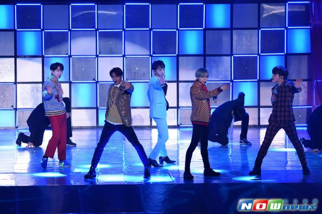 SHINee第五次巡回演唱会台北场落幕