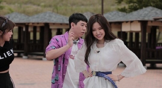 Running Man170702 APINK孙娜恩,验证蚂蚁腰