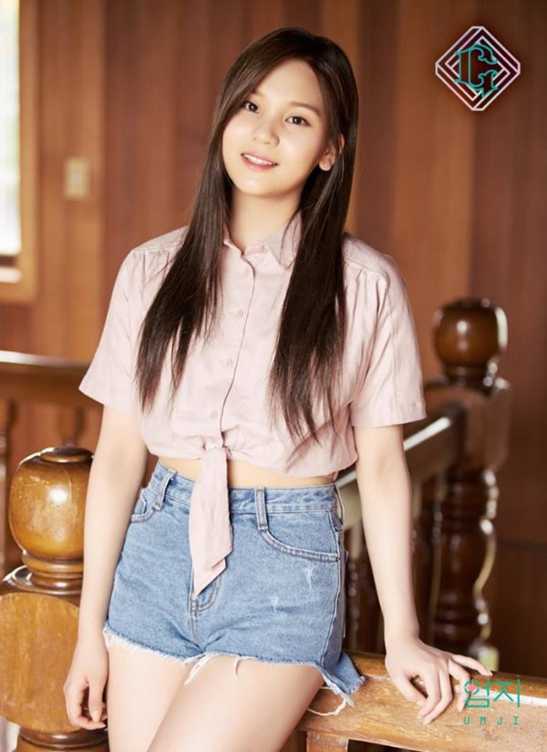 GFRIEND第五张迷你专辑《PARALLEL》金艺源(严智)个人概念照公开