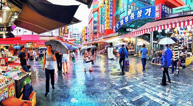 在首尔,除了美食,还有买买买
