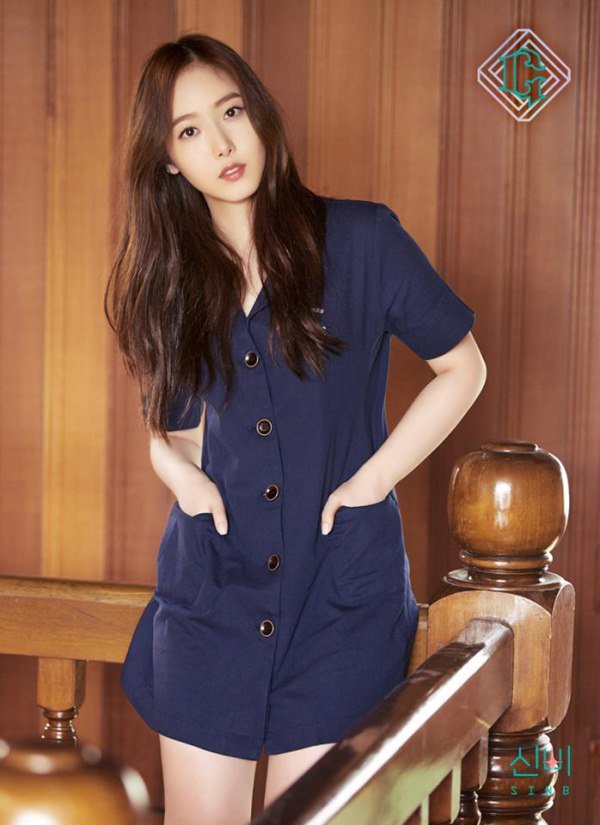 GFRIEND第五张迷你专辑《PARALLEL》黄恩妃(信飞/SinB)个人概念照公开