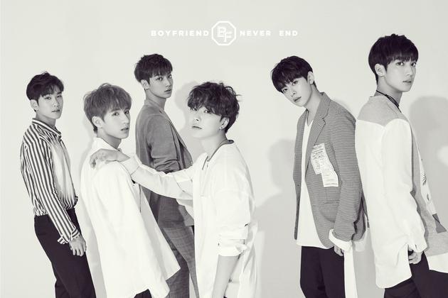 BOYFRIEND 
