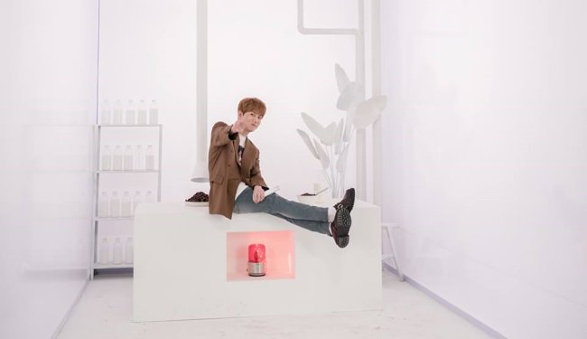朴经(Park Kyung)单曲《WIPED》MV公开