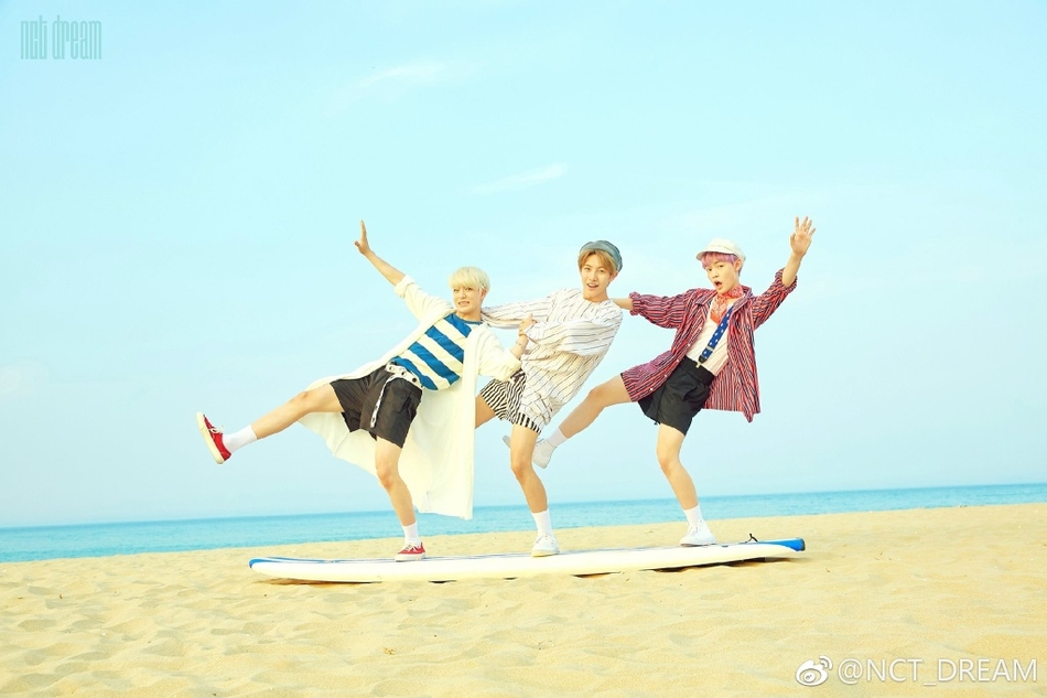 SM新人男团NCT DREAM预告公开 海边展少年清新