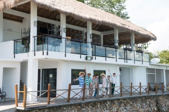 防弹少年团菲律宾Coron岛拍摄夏季写真集《BTS in Coron》