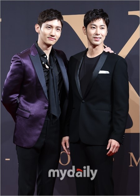 东方神起开启日本5大巨蛋巡演 单曲音源将发