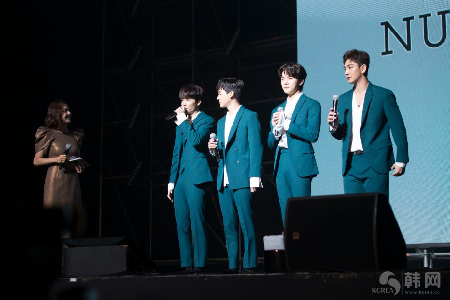 韩网独家/Pledis娱乐公司于10月10日在首尔Yes24直播厅举办NU'EST小分队NU'EST W（JR，Aron，珉起，东昊）的新专辑发布仪式