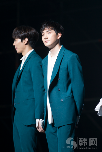 韩网独家/Pledis娱乐公司于10月10日在首尔Yes24直播厅举办NU'EST小分队NU'EST W（JR，Aron，珉起，东昊）的新专辑发布仪式