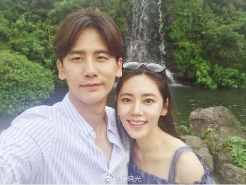 于晓光 秋瓷炫