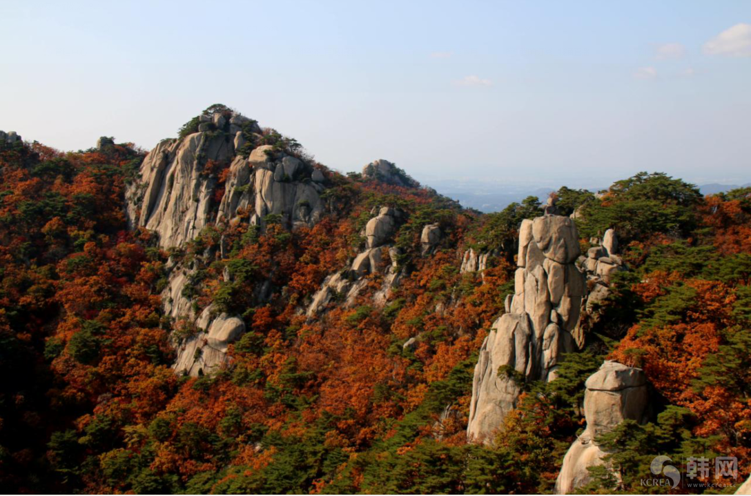 首尔道峰山秋景枫叶图片欣赏