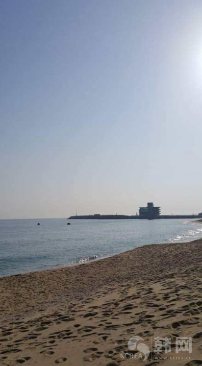 江陵镜浦台秋季海边风景