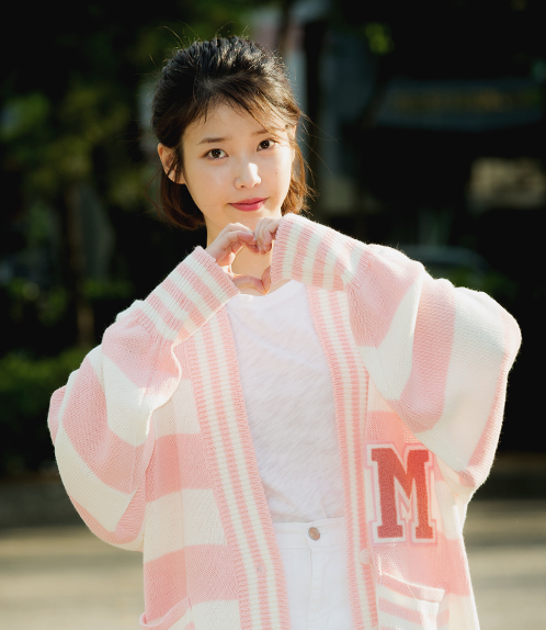 IU