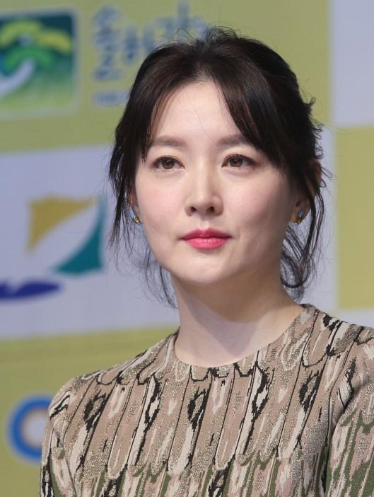李英爱将参加“2017MAMA”盛典