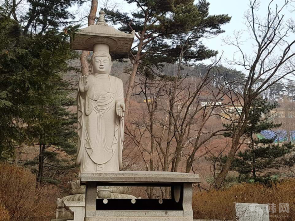京畿道南扬州的佛教圣地-- 云吉山水钟寺
