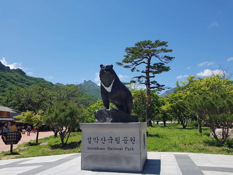 春末夏初江原道束草雪岳山国立公园踏青