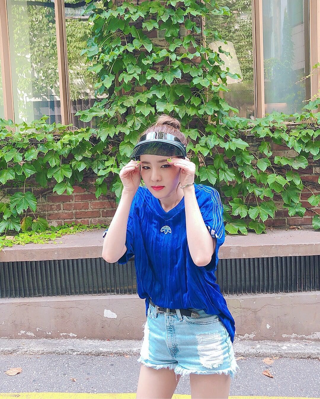 鬼灵精怪的Sandara朴私下美照