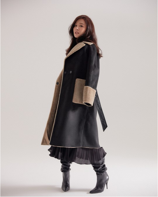 金贤珠冬季品牌写真时尚冬装凸显高贵气质