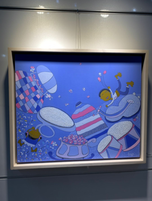 韩国经济大厦一层美术展--节日气氛利用色彩表达