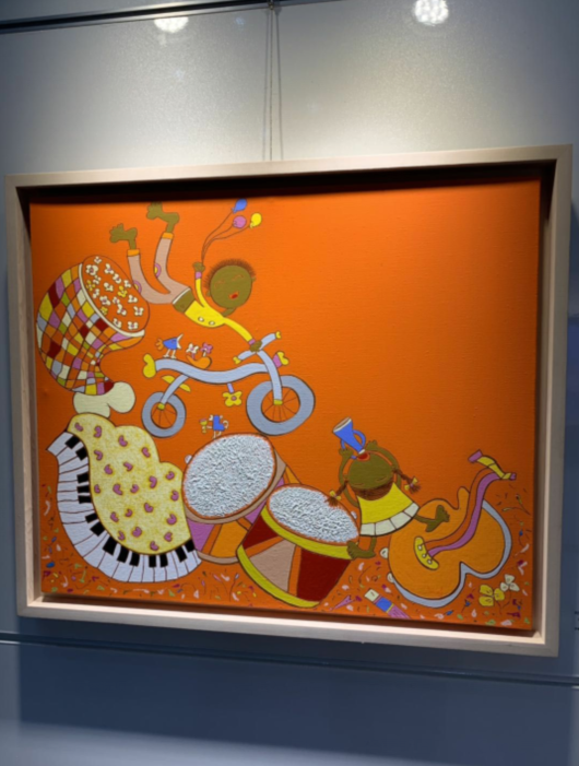 韩国经济大厦一层美术展--节日气氛利用色彩表达