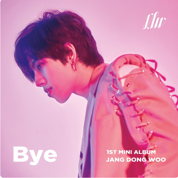 INFINITE东雨在4日发行出道九年来的首张个人迷你专辑《BYE》