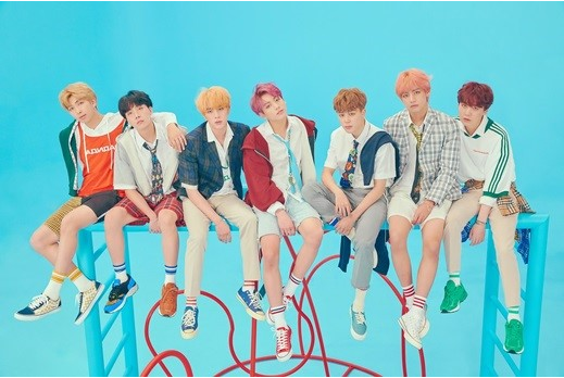 防弹少年团的新专辑《MAP OF THE SOUL ： PERSONA》蝉联七天冠军