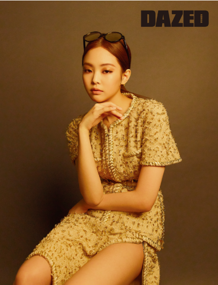 BLACKPINK成员JENNIE最新画报公开散发优雅高贵美