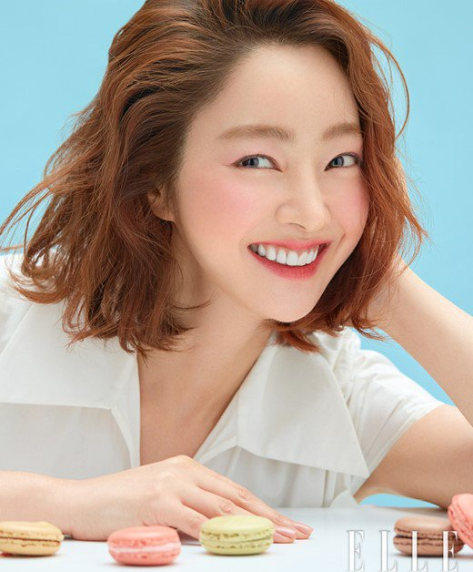 徐孝琳最新时装照美妆秀出众颜值