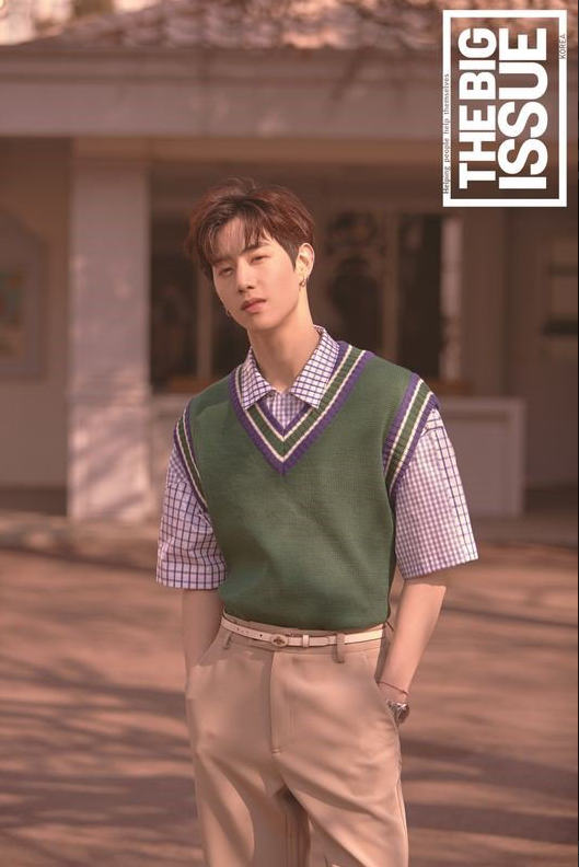 GOT7成员Mark杂志封面照杂志一半收入捐献公益机构