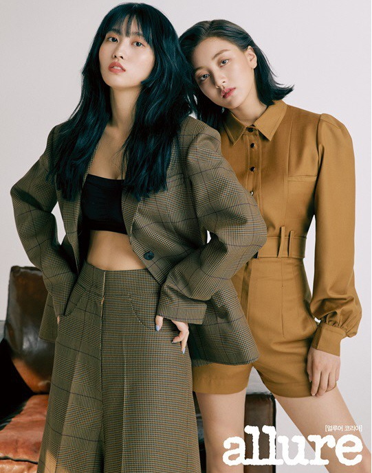 TWICE最新杂志写真气质清新纯美可人