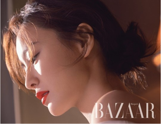 郑柔美最新杂志写真展示优雅迷人魅力
