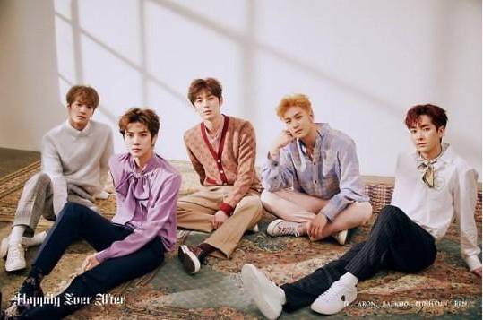 组合NU'EST(金钟炫、郭英敏、姜东昊、黄旼炫、崔珉起)时隔三年将以完整体回归舞台