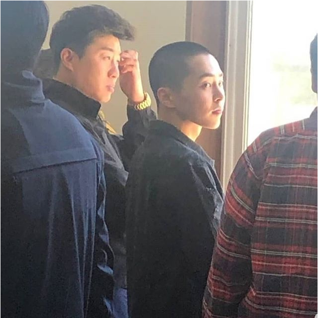 EXO成员XIUMIN入伍服役剃头后清爽帅气