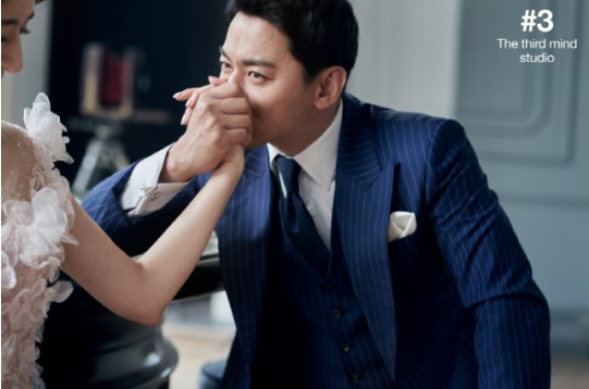 朱镇模与新娘闵惠妍婚纱照公开海边甜蜜亲吻爱妻